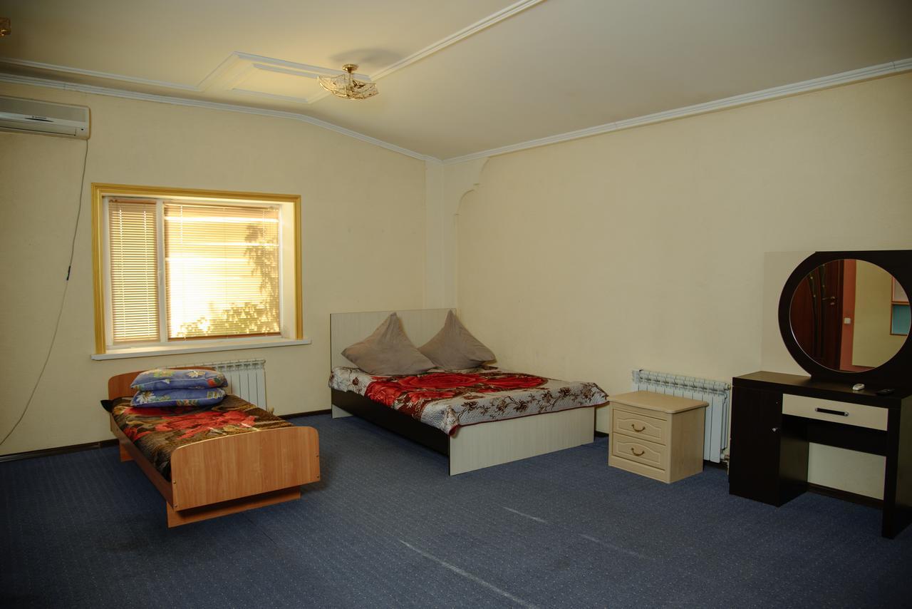 Hostel Wigwam Uralsk Exterior photo